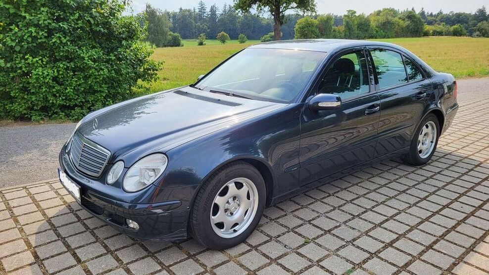 E 220