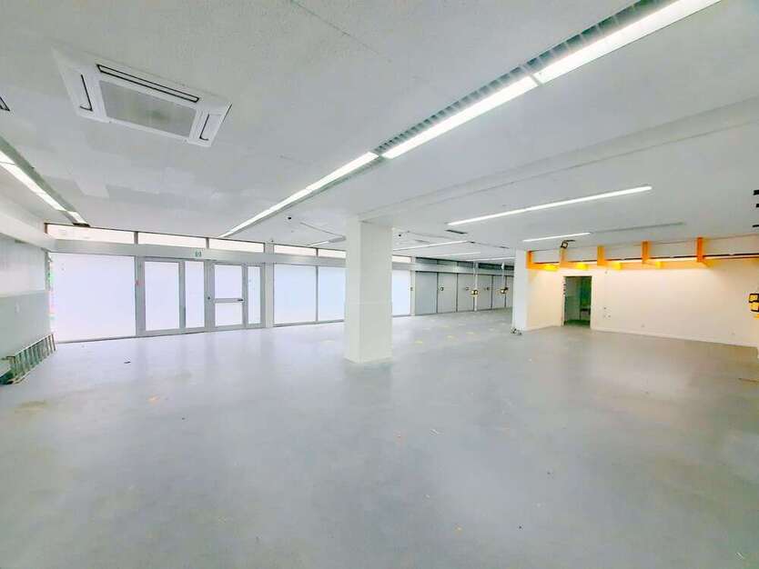 Einzelhandel in Karlsruhe 4.950 € 595 m²