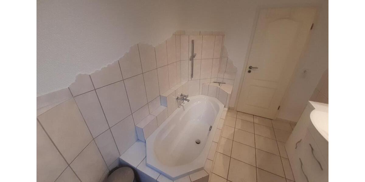 Etagenwohnung Karlsruhe Rüppurr - 2 Zimmer, 1.590&euro; | Angebot:24653512