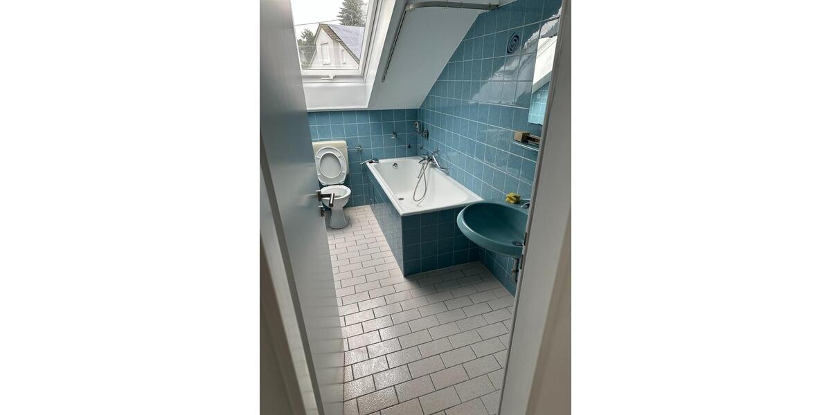 Dachgeschoßwohnung Karlsruhe Wettersbach - 3 Zimmer, 56 m&sup2;, 900&euro; | Angebot:25442232