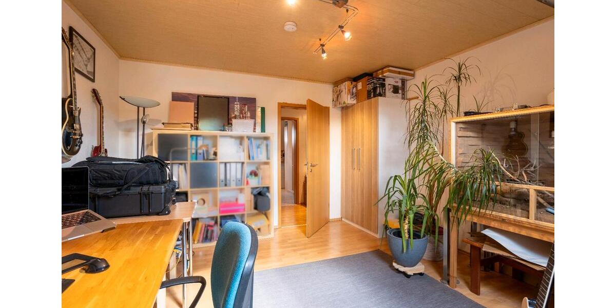 Dachgeschoßwohnung Karlsruhe Innenstadt-Ost - 3 Zimmer, 65 m&sup2;, 269.000&euro; | Angebot:24841717