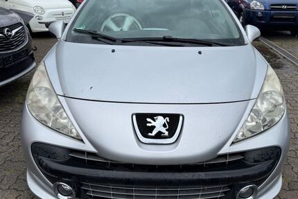 Peugeot 207 81.000 km 999 € Pforzheim 75179