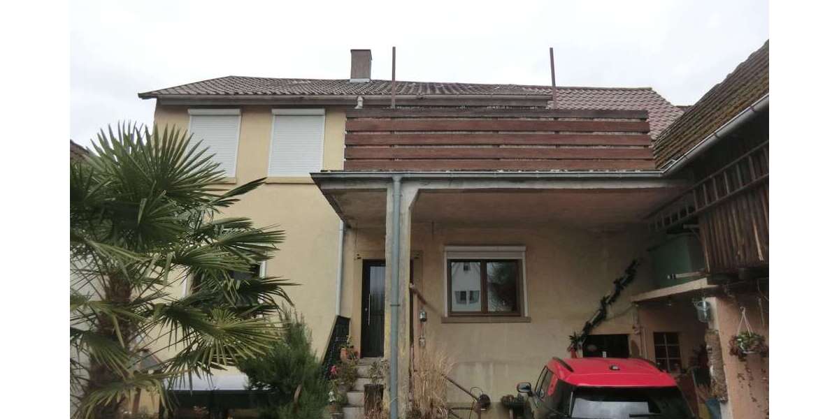 Haus zum Kaufen in Ubstadt-Weiher 219.000 € 133 m² 4 zimmer