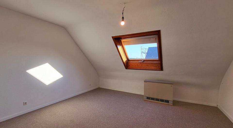 Dachgeschoßwohnung Eggenstein-Leopoldshafen Leopoldshafen - 3 Zimmer, 56 m&sup2;, 190.000&euro; | Angebot:25611741