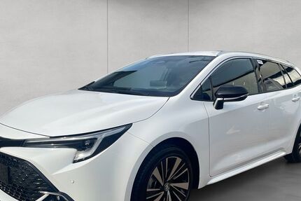 Toyota Corolla 19.000 km 33.490 &euro; Karlsruhe 76227