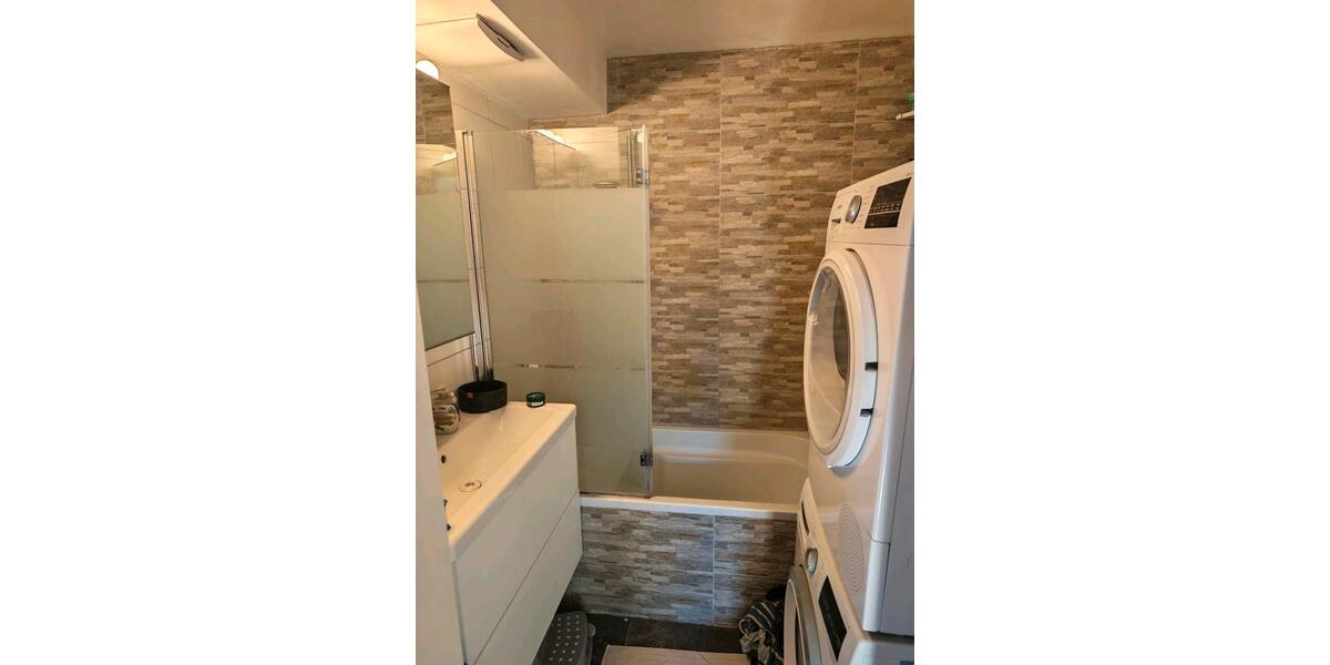 Etagenwohnung Stutensee - 3 Zimmer, 77 m&sup2;, 250.000&euro; | Angebot:27113696