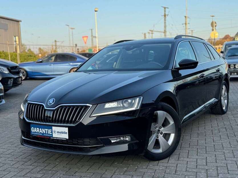 Skoda Superb 98.000 km 19.950 € Bruchsal 76646