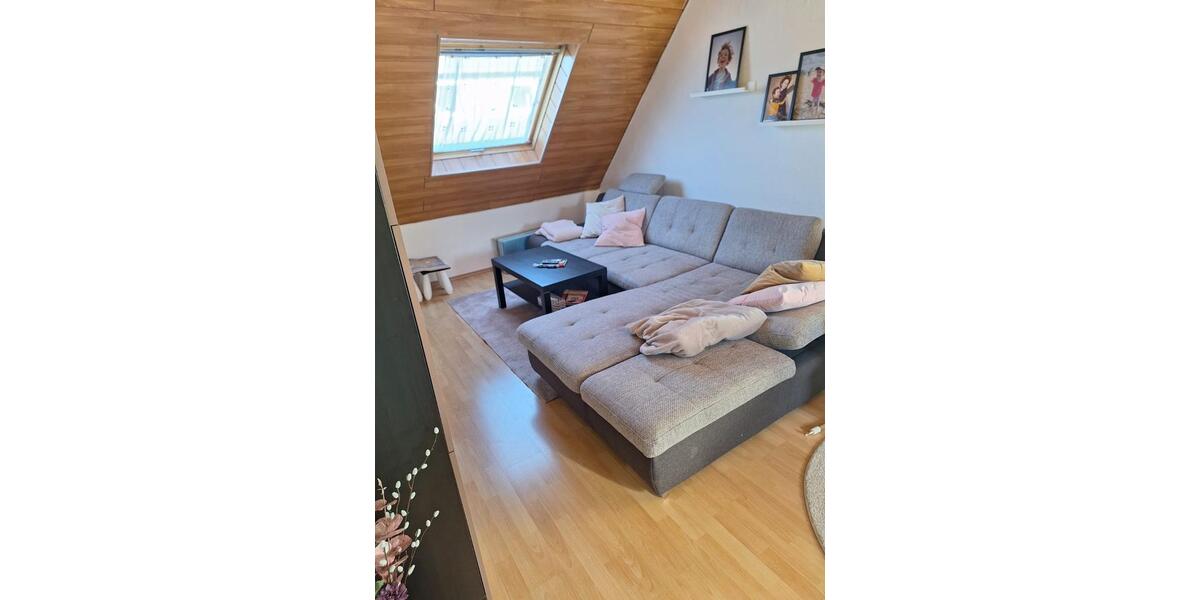Dachgeschoßwohnung Königsbach-Stein Stein - 3 Zimmer, 76 m&sup2;, 700&euro; | Angebot:25765787