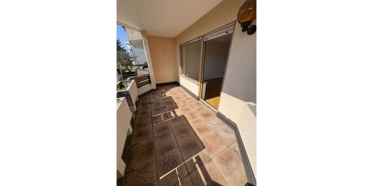 Etagenwohnung Ispringen - 3 Zimmer, 84 m&sup2;, 700&euro; | Angebot:26418428