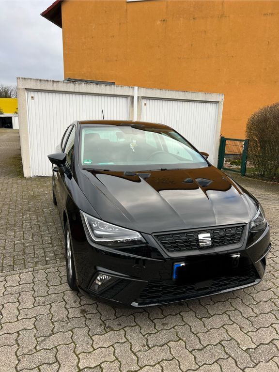 Seat Ibiza 43.000 km 14.800 € Karlsruhe 76137