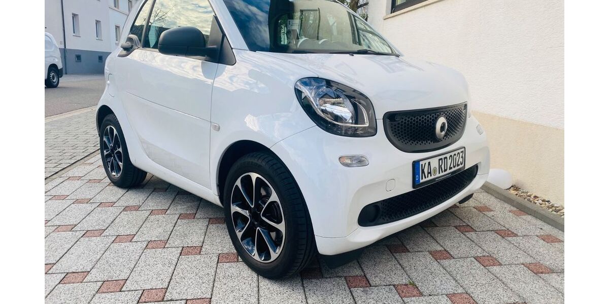 Smart ForTwo 105.000 km 10.000 &euro; Karlsruhe 76133