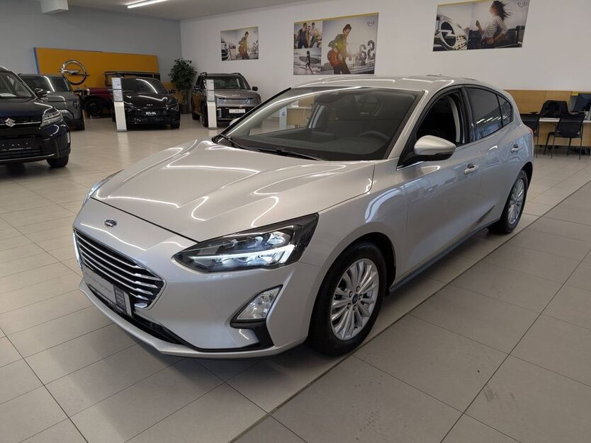 Ford Focus 42.300 km 18.450 € Landau 76829