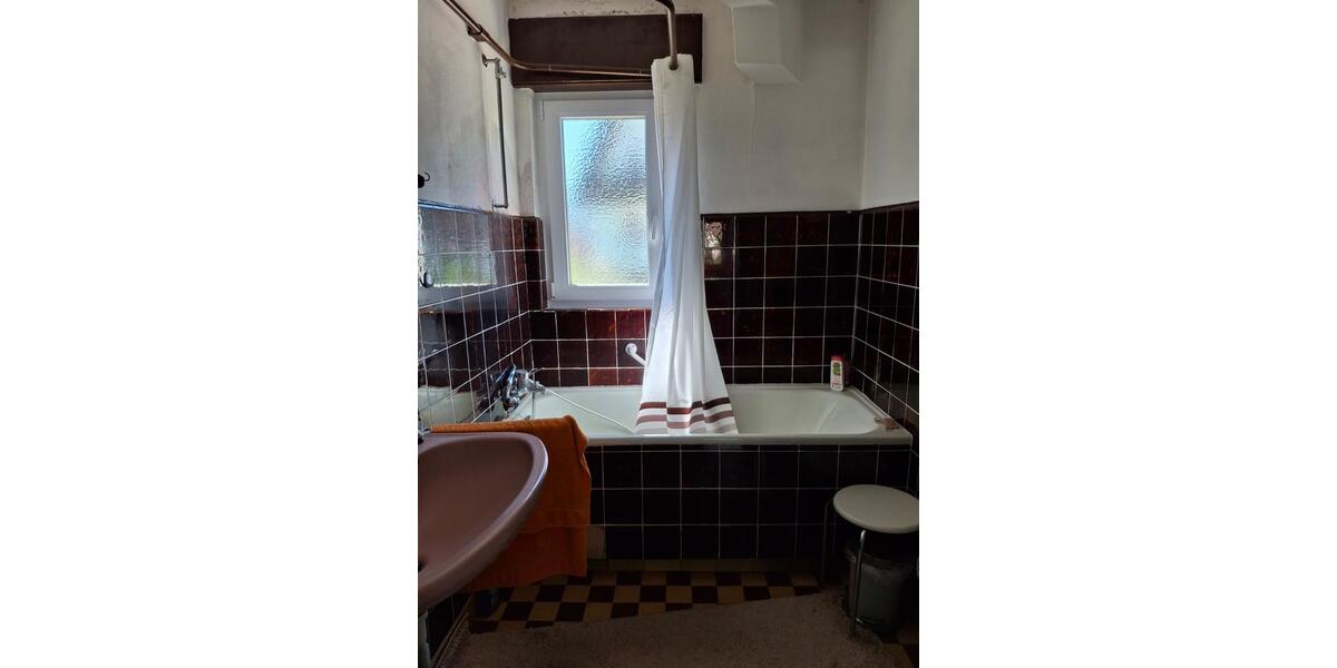 Einfamilienhaus Gernsbach - 7 Zimmer, 168 m&sup2;, 338.000&euro; | Angebot:27005935