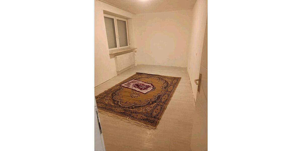 Einfamilienhaus Loffenau - 7 Zimmer, 130 m&sup2;, 1.230&euro; | Angebot:25477616