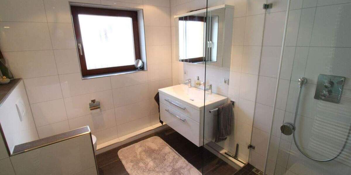 Einfamilienhaus Karlsbad Langensteinbach - 5 Zimmer, 549.000&euro; | Angebot:25710445