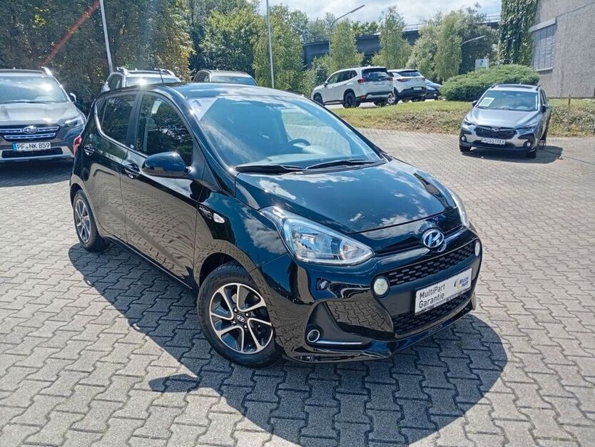 i10
