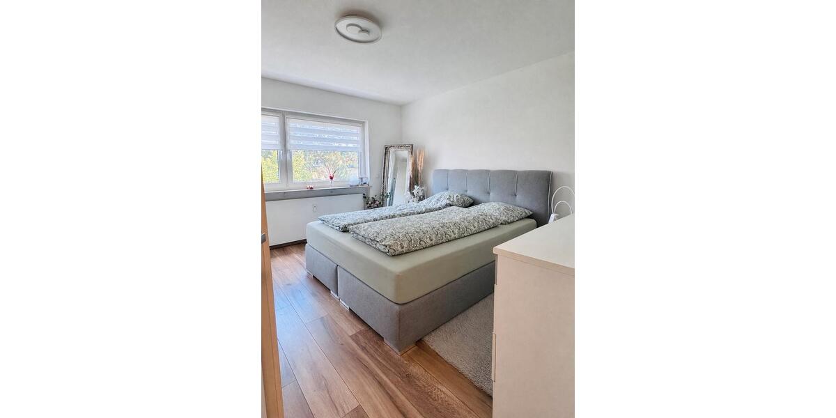 Etagenwohnung Pforzheim Dillweißenstein - 3 Zimmer, 80 m&sup2;, 325.000&euro; | Angebot:27218913