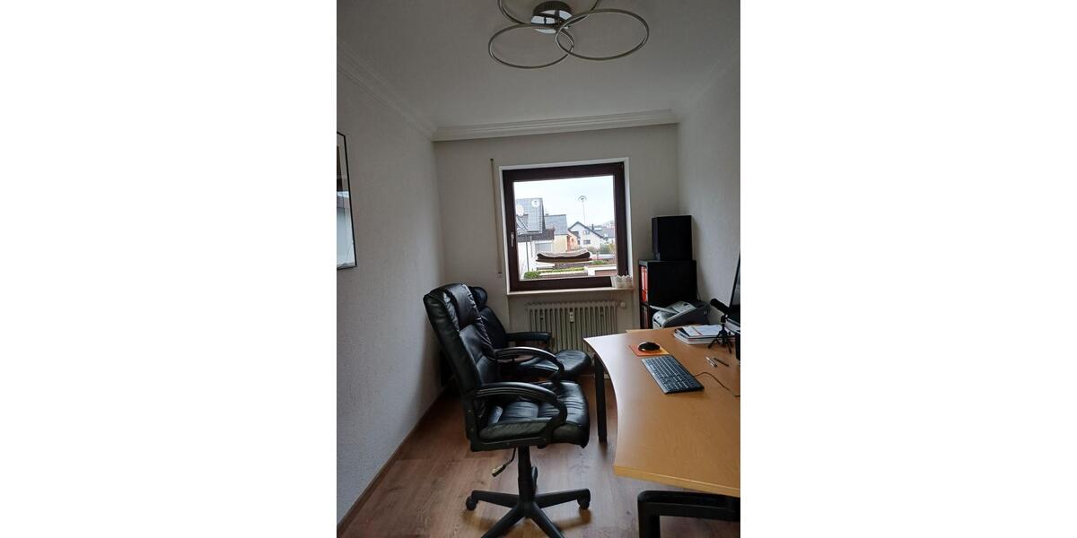 Etagenwohnung Rheinstetten - 4 Zimmer, 129 m&sup2;, 440.000&euro; | Angebot:27154150