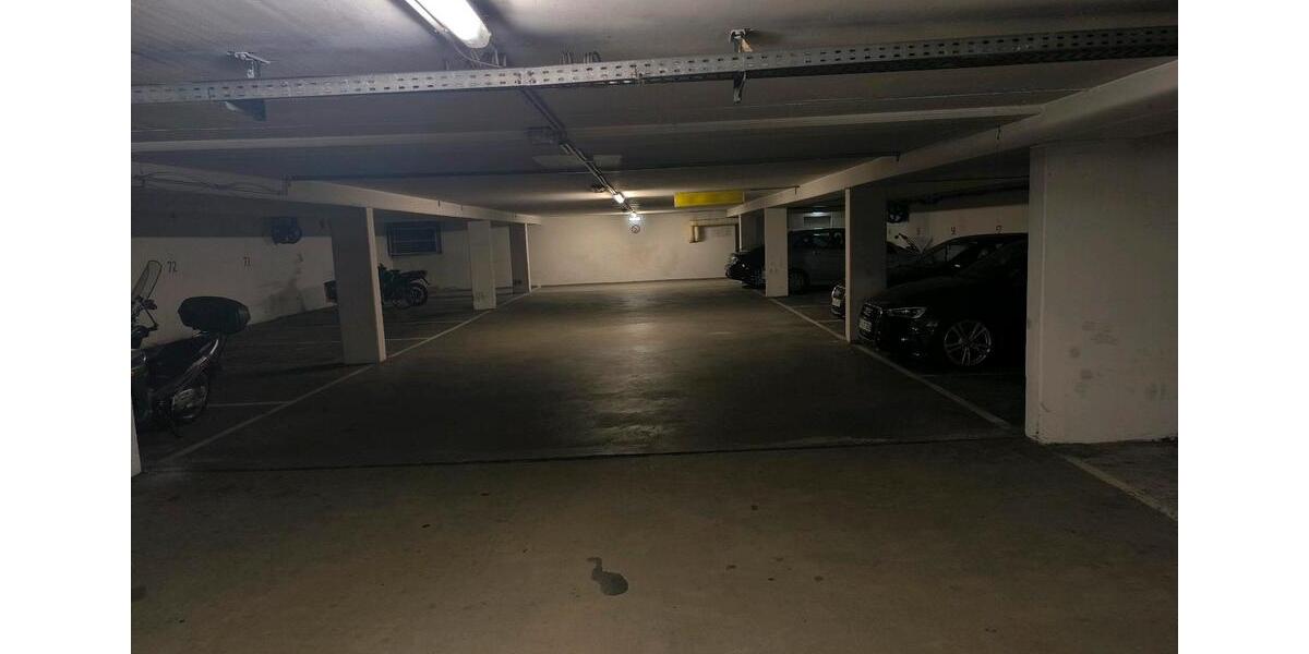 Garagen / Stellplätze Karlsruhe Beiertheim-Bulach - 100&euro; | Angebot:26349422