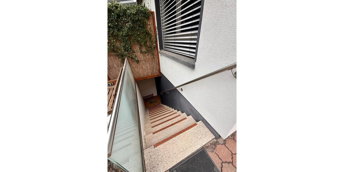 Einfamilienhaus Rheinzabern - 13 Zimmer, 340 m&sup2;, 870.000&euro; | Angebot:27234671