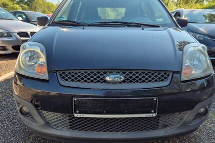 Ford Fiesta 204.823 km 1.700 &euro; Karlsruhe 76137