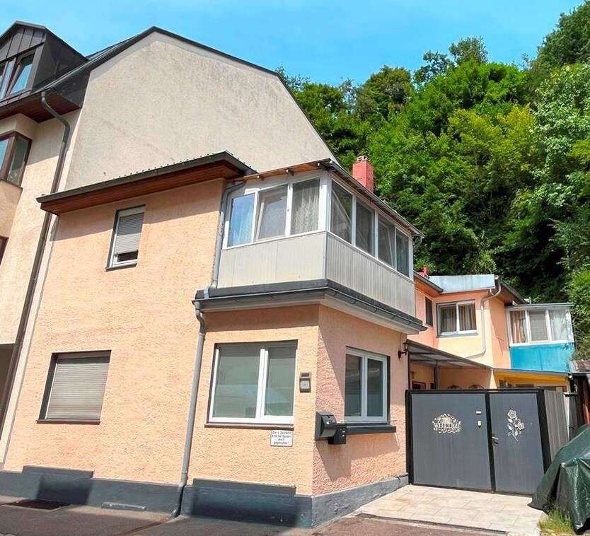 Haus zum Kaufen in Baden-Baden 517.000 € 240 m²