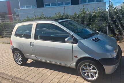 Renault Twingo 185.000 km 2.500 &euro; Remchingen 75196