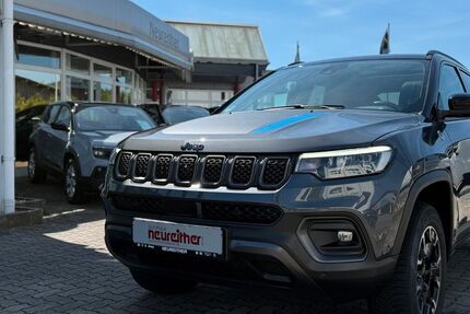 Jeep Compass 46.500 km 33.790 &euro; Karlsruhe 76185