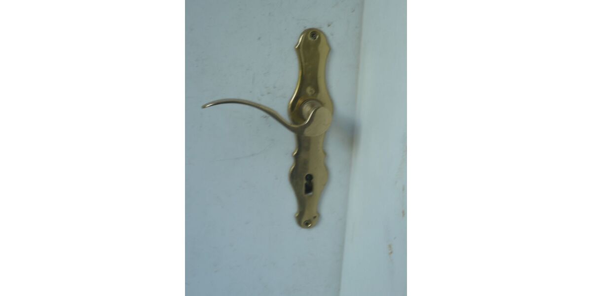 Provisionsfrei* nur 219.900  teilrenov. incl. Restrenov.material, a.W. ab 349.900 komplett renov, nach ihren Wünschen, Potential -3 Wohnungen - Zweifamilienhaus Durmersheim | Angebot:25999313