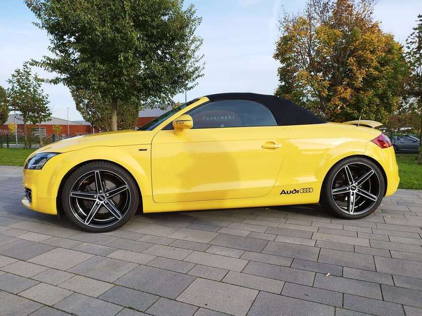 TT