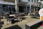 Eiscafé mit großer Terrasse in guter Lage zimmer