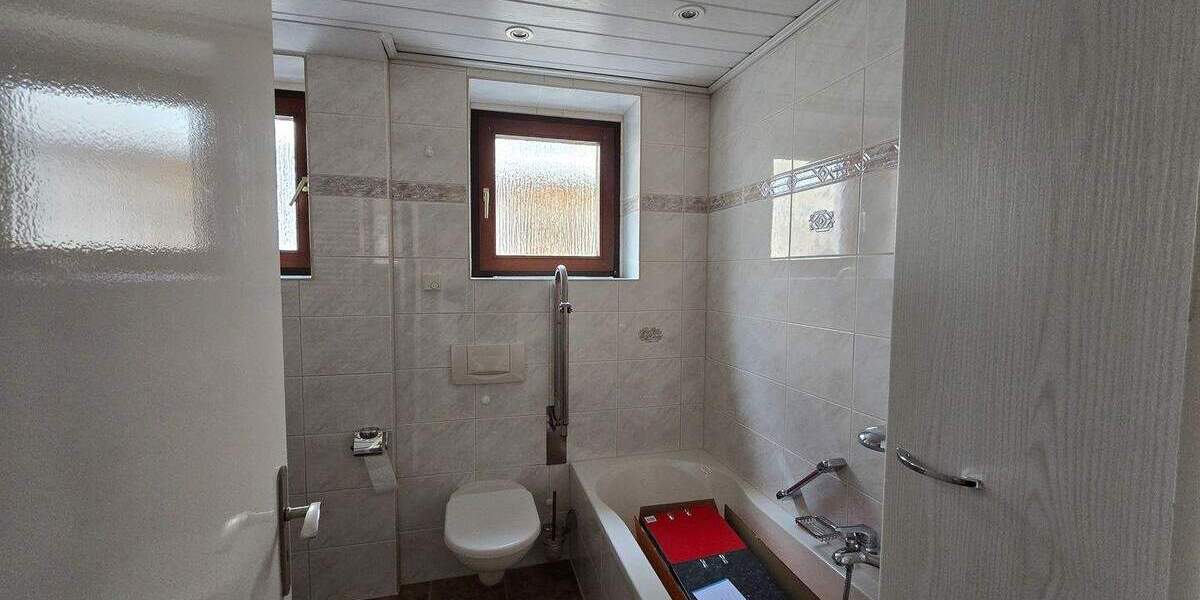 Einfamilienhaus Pfinztal Söllingen - 5 Zimmer, 140 m&sup2;, 450.000&euro; | Angebot:25666699