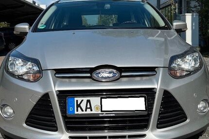 Ford Focus 174.000 km 5.250 € Karlsruhe 76133