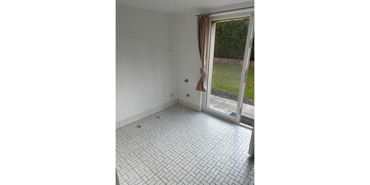 Etagenwohnung Karlsruhe Knielingen - 2 Zimmer, 55 m&sup2;, 1.000&euro; | Angebot:26322284