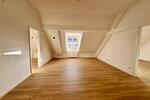 ERSTBEZUG: Charmantes 3-ZKBB Dachgeschossjuwel im Herzen von Landau 3 zimmer