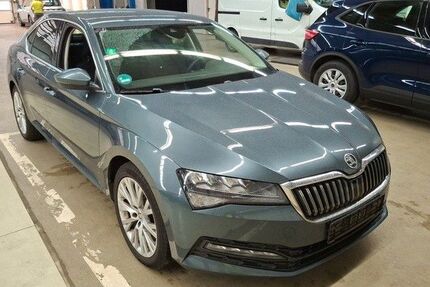 Skoda Superb 198.697 km 19.900 € Bretten 75015