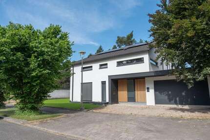Haus Karlsruhe Hagsfeld - 7 Zimmer, 260 m&sup2;, 2.200.000&euro; | Angebot:26151422
