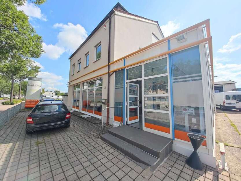 Einzelhandel in Landau 1.800 € 100 m²