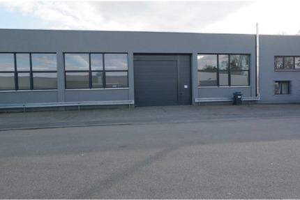 Vielseitig nutzbare Lagerhalle mit Büro – ab 052026 verfügbar zimmer