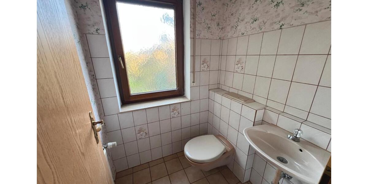 Einfamilienhaus Ölbronn-Dürrn Dürrn - 10 Zimmer, 237 m&sup2;, 520.000&euro; | Angebot:27128987