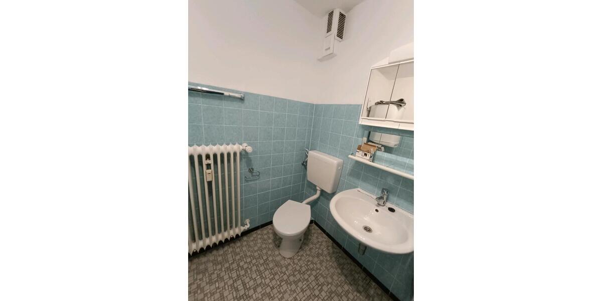 Etagenwohnung Karlsruhe Innenstadt-Ost - 1 Zimmer, 30 m&sup2;, 700&euro; | Angebot:25369094