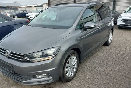 VW Touran 226.000 km 9.750 &euro; Eggenstein-Leopoldshafen 76344