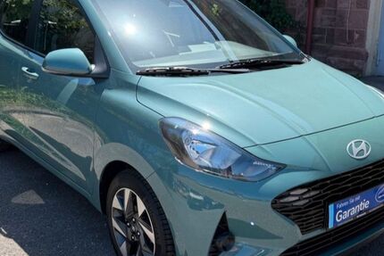 Hyundai i10 1.990 km 16.690 &euro; Karlsruhe 76137