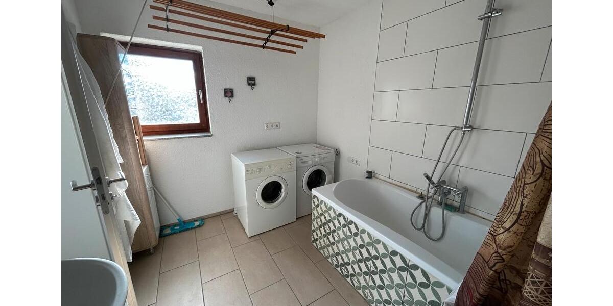 Erdgeschoßwohnung Waghäusel - 2 Zimmer, 75 m&sup2;, 1.100&euro; | Angebot:25789586