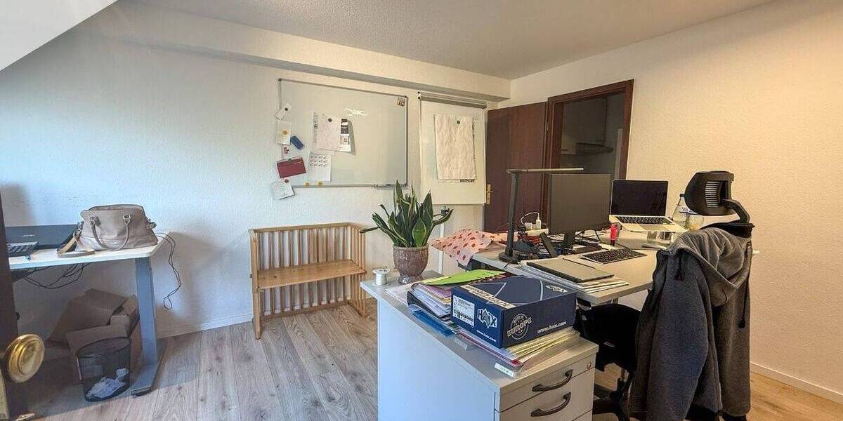 PREMIUM-LAGE: Reihenhaus mit ELW am Durlacher Geigersberg 4 zimmer