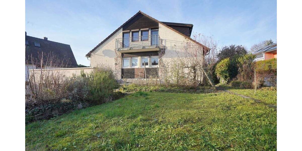 Einfamilienhaus Bretten - 7 Zimmer, 220 m&sup2;, 685.000&euro; | Angebot:25777708