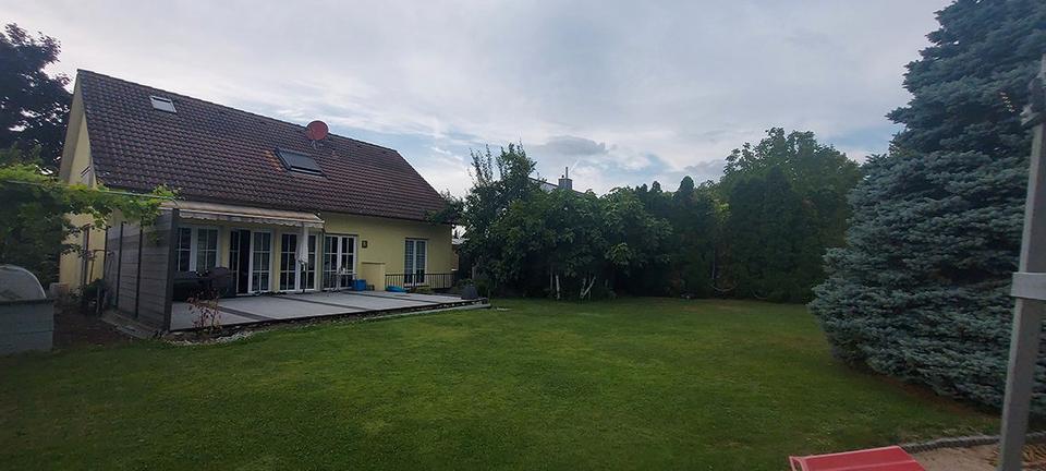 Einfamilienhaus Karlsruhe Neureut - 8 Zimmer, 200 m&sup2;, 960.000&euro; | Angebot:26950366