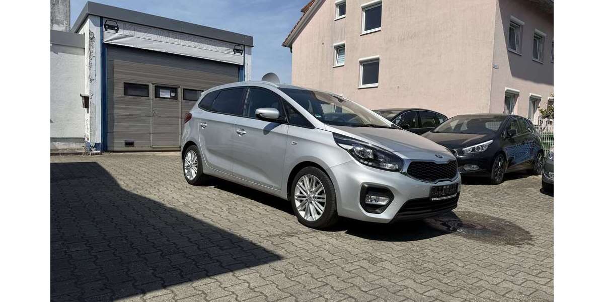 Kia Carens 107.000 km 10.950 &euro; Bruchsal 76646