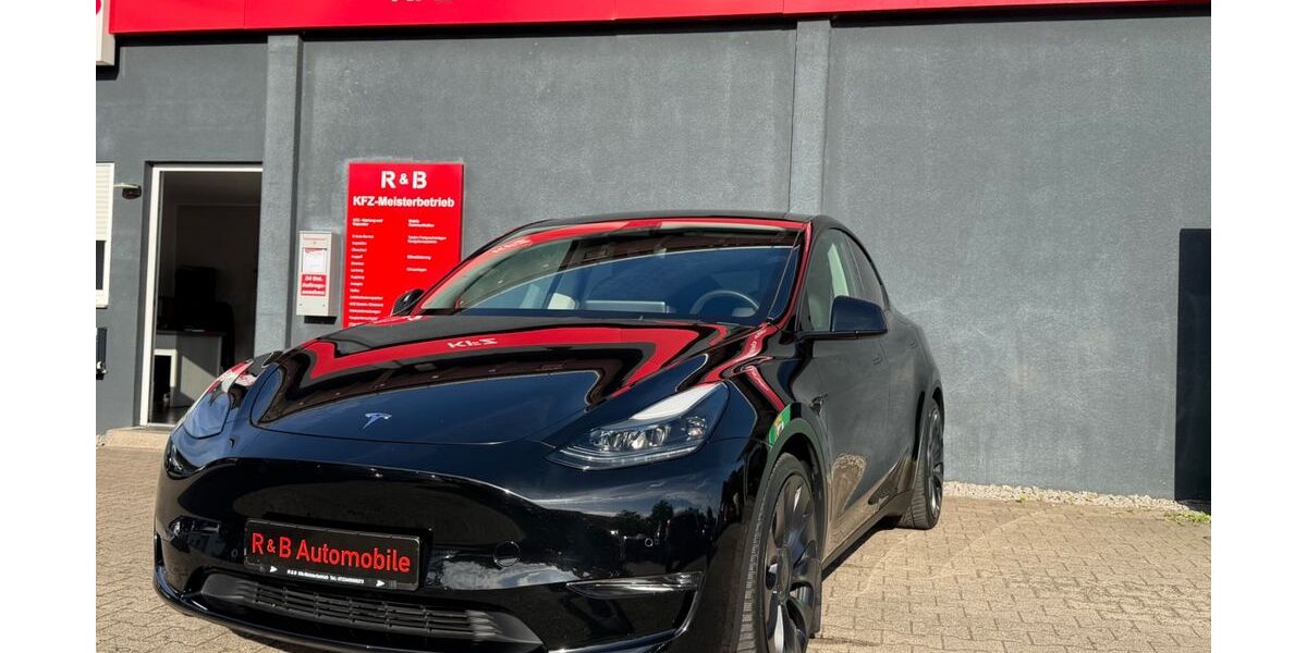 Tesla Model Y 44.125 km 36.999 &euro; Gaggenau 76571