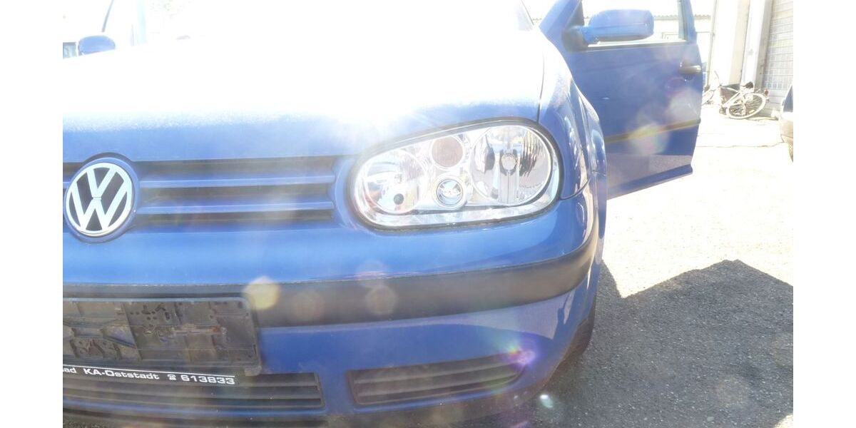 VW Golf 224.222 km 900 &euro; Karlsruhe 76185